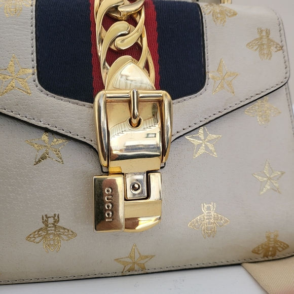 GUCCI Textured Calfskin Bee Star Print Mini Sylvie Bag Mystic White w / COA.. - Picture 15 of 16